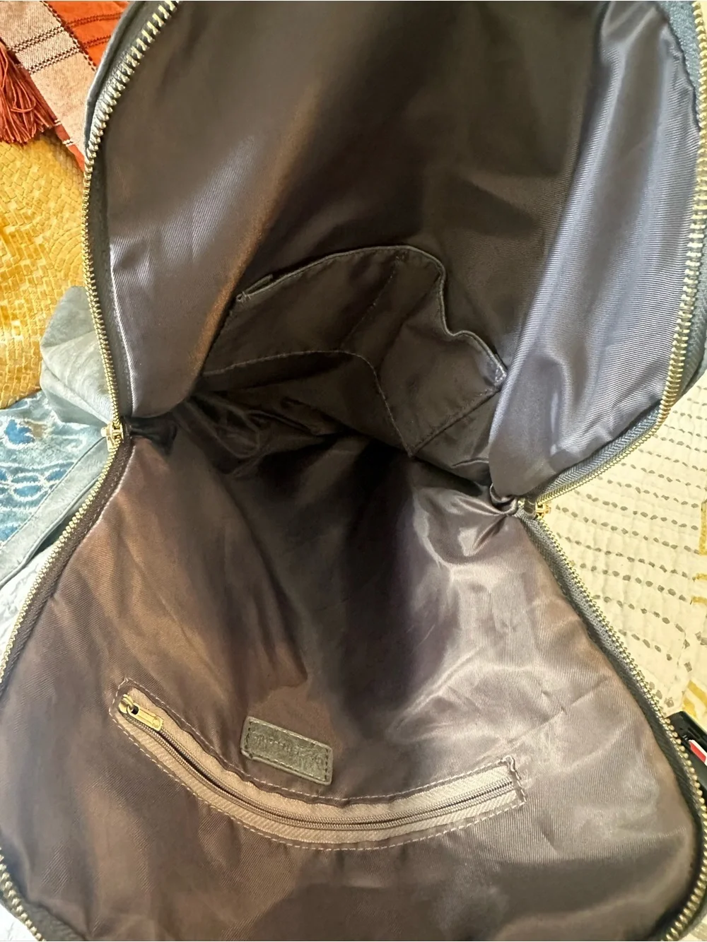 Modern+chic Classic Vegan Leather Backpack - Gray BRAND NEW WITHOUT TAG ❤️